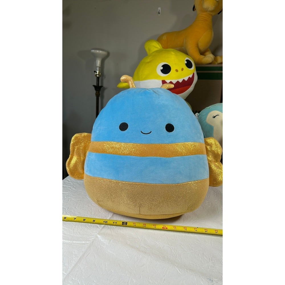 2023 new Adopt me Queen Bee Squishmallow 17"